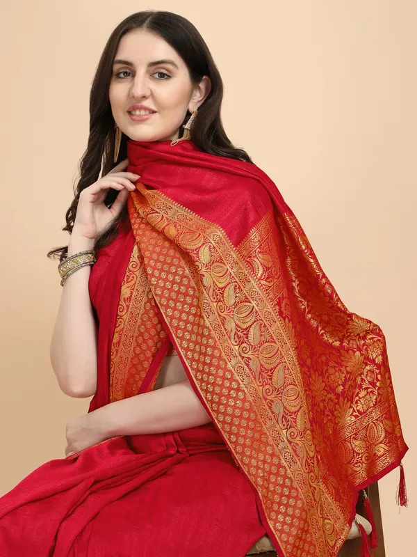 Suha_Womens_Grand_Fashion_Ethnic_Red_Color_Saree