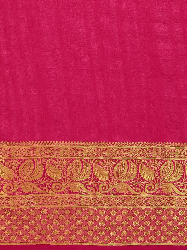 Suha_Womens_Grand_Fashion_Ethnic_Red_Color_Saree