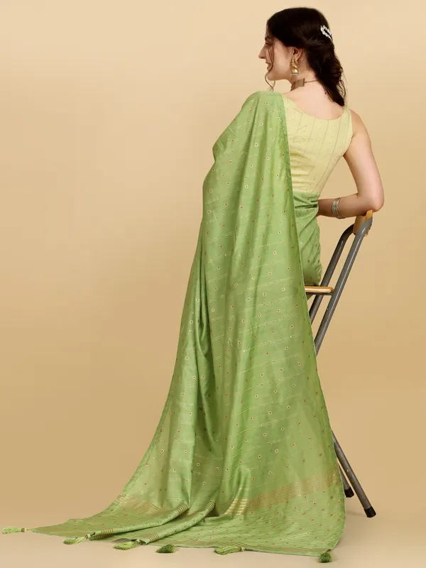 Suha_Womens_Grand_Fashion_Ethnic_Green_Color_Saree