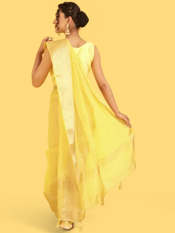 Suha_Womens_Grand_Fashion_Ethnic_Yellow_Color_Saree