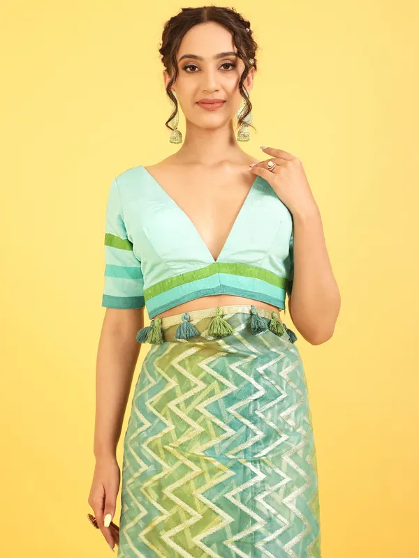 Suha_Womens_Grand_Fashion_Ethnic_Green_Color_Saree