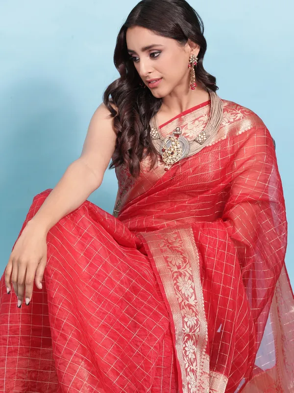 Suha_Womens_Grand_Fashion_Ethnic_Red_Color_Saree