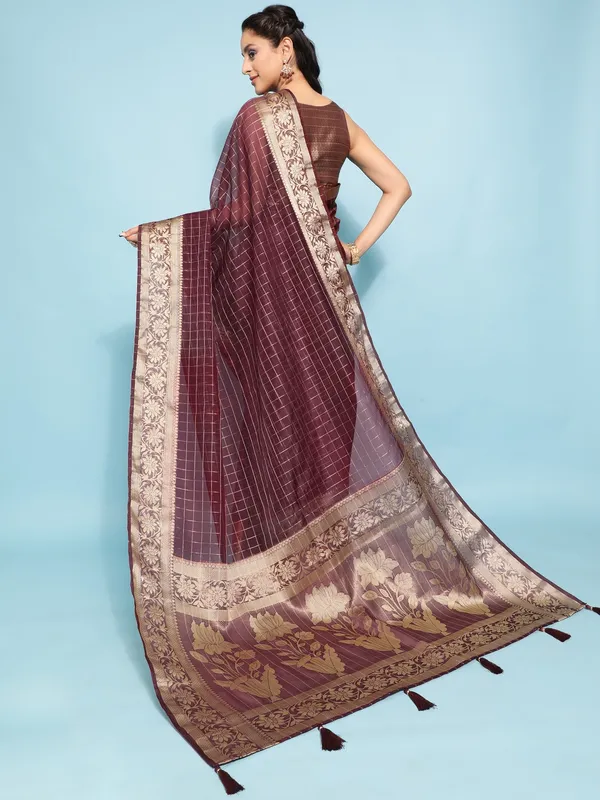 Suha_Womens_Grand_Fashion_Ethnic_Maroon_Color_Saree