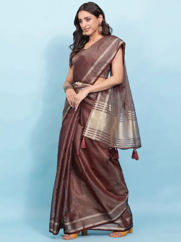 Suha_Womens_Grand_Fashion_Ethnic_Maroon_Color_Saree
