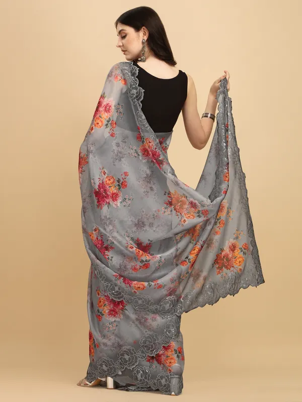 Suha_Womens_Grand_Fashion_Ethnic_Grey_Color_Saree