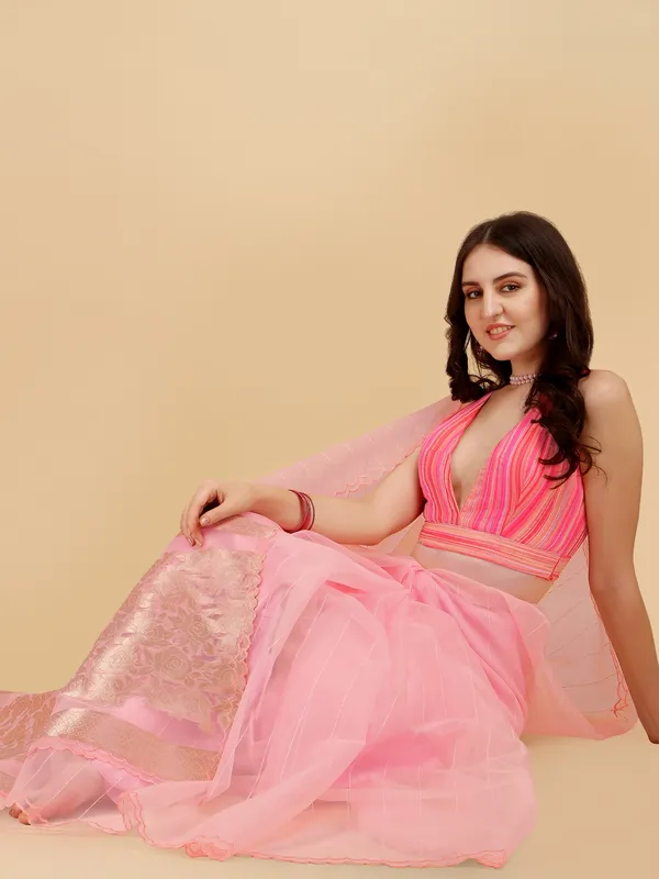 Suha_Womens_Grand_Fashion_Ethnic_Pink_Color_Saree