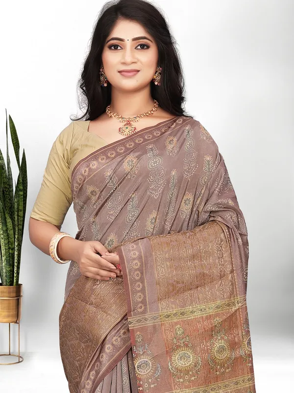 Suha_Womens_Grand_Fashion_Ethnic_Brown_Color_Saree