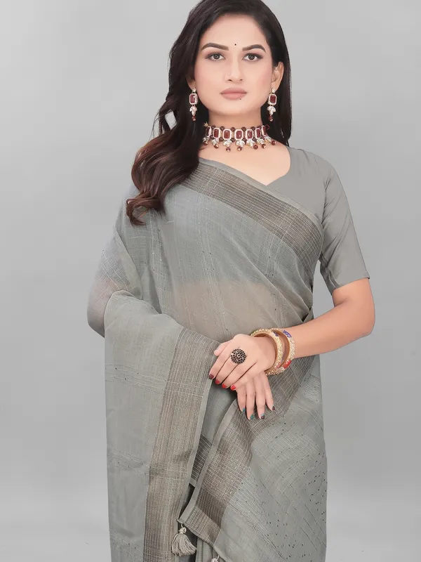 Suha_Womens_Grand_Fashion_Ethnic_Grey_Color_Saree