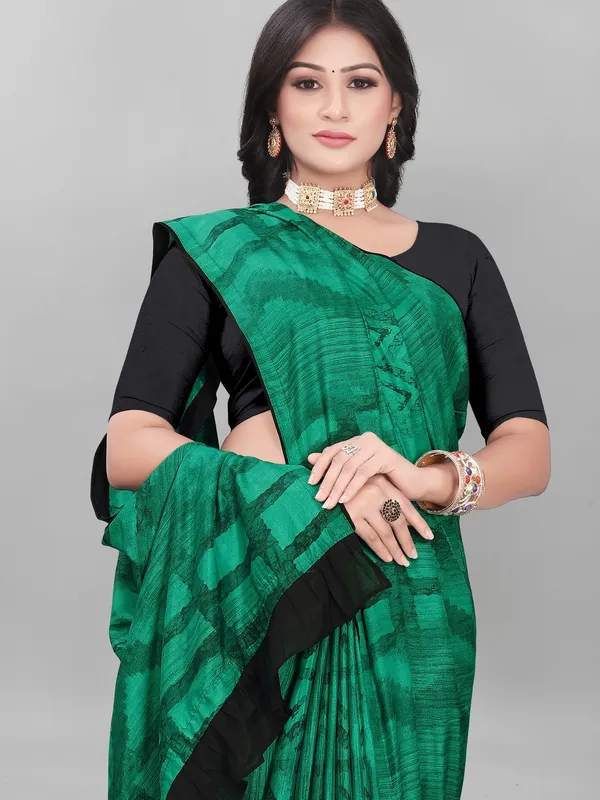 Suha_Womens_Grand_Fashion_Ethnic_Green_Color_Saree