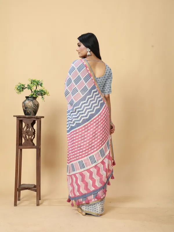 Suha_Womens_Grand_Fashion_Ethnic_Blue_Color_Saree