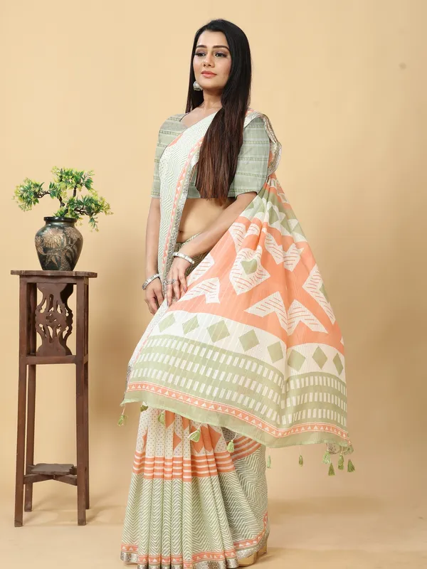 Suha_Womens_Grand_Fashion_Ethnic_Green_Color_Saree