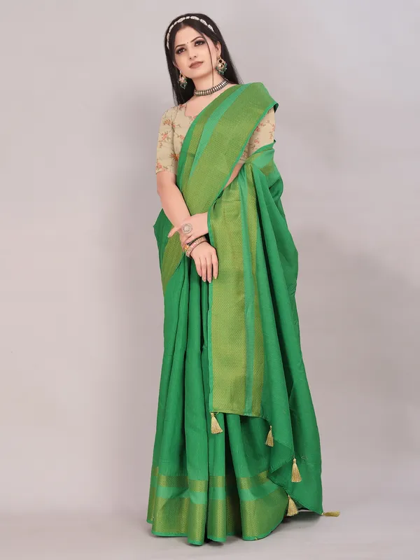 Suha_Womens_Grand_Fashion_Ethnic_Green_Color_Saree