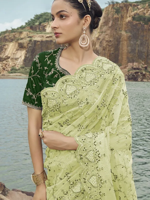 Suha_Womens_Premium_Fashion_Ethnic_Green_Color_Saree