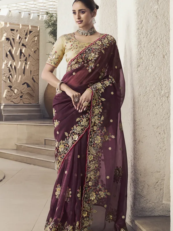 Suha_Womens_Premium_Fashion_Ethnic_Maroon_Color_Saree