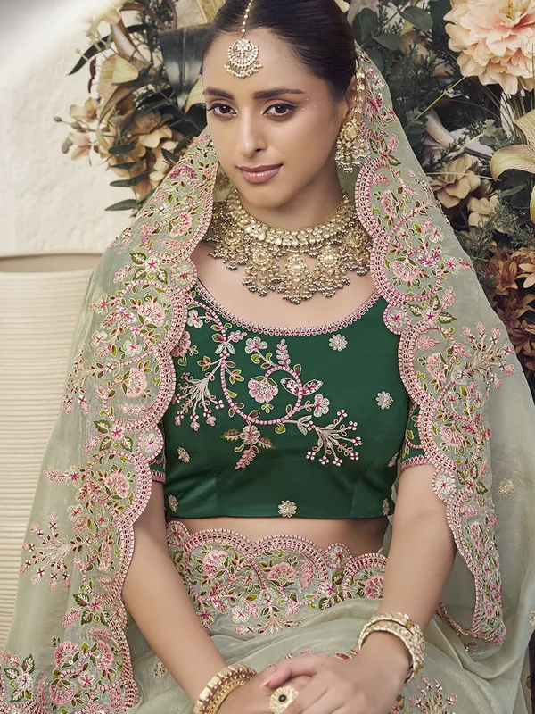 Suha_Womens_Premium_Fashion_Ethnic_Green_Color_Saree