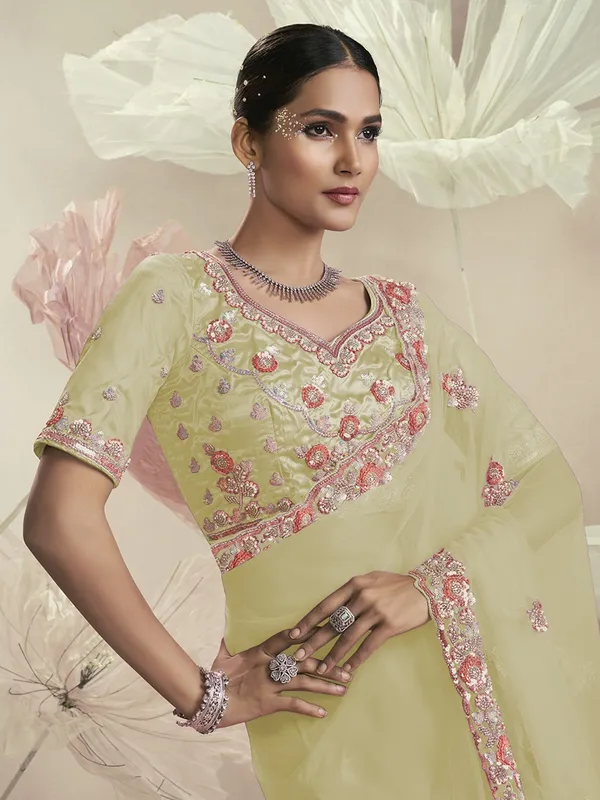 Suha_Womens_Premium_Fashion_Ethnic_Yellow_Color_Saree
