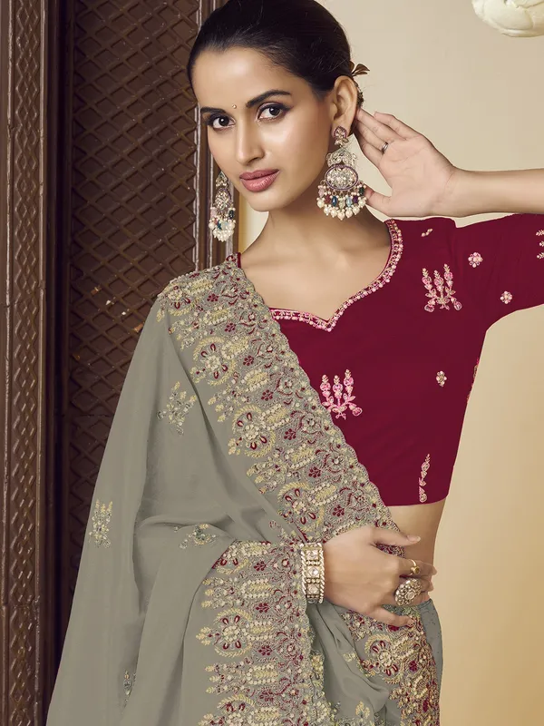 Suha_Womens_Premium_Fashion_Ethnic_Grey_Color_Saree