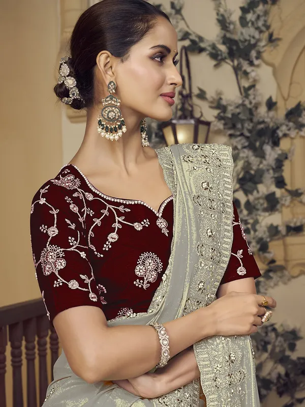 Suha_Womens_Premium_Fashion_Ethnic_Grey_Color_Saree