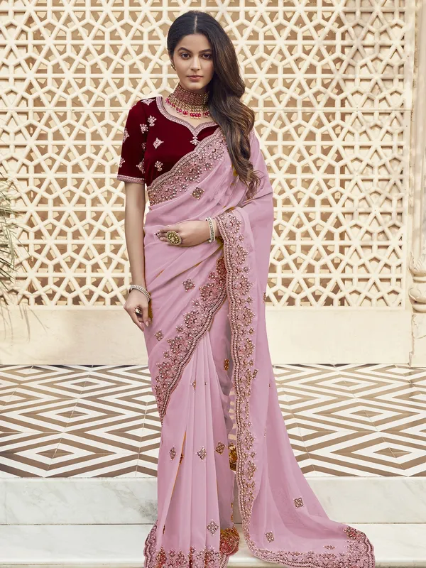 Suha_Womens_Premium_Fashion_Ethnic_Magenta_Color_Saree