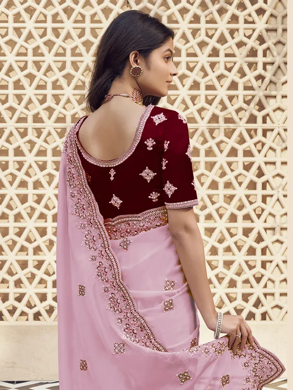 Suha_Womens_Premium_Fashion_Ethnic_Magenta_Color_Saree
