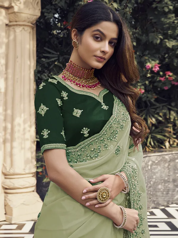 Suha_Womens_Premium_Fashion_Ethnic_Green_Color_Saree