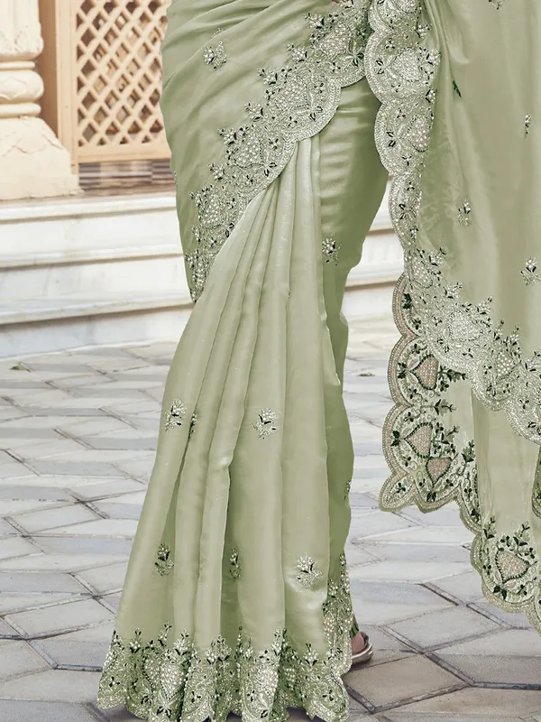 Suha_Womens_Premium_Fashion_Ethnic_Green_Color_Saree