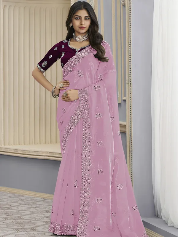 Suha_Womens_Premium_Fashion_Ethnic_Pink_Color_Saree