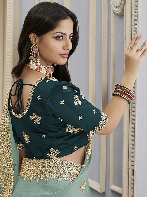 Suha_Womens_Premium_Fashion_Ethnic_Sea_Green_Color_Saree