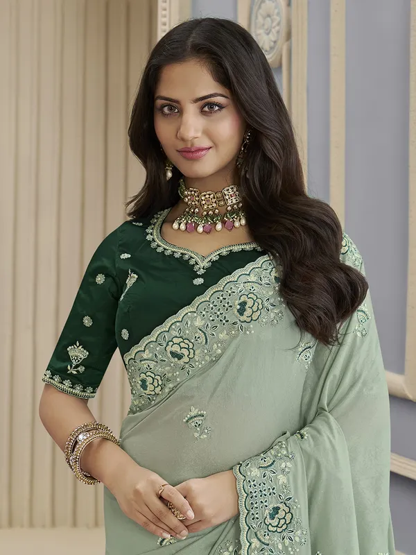 Suha_Womens_Premium_Fashion_Ethnic_Green_Color_Saree