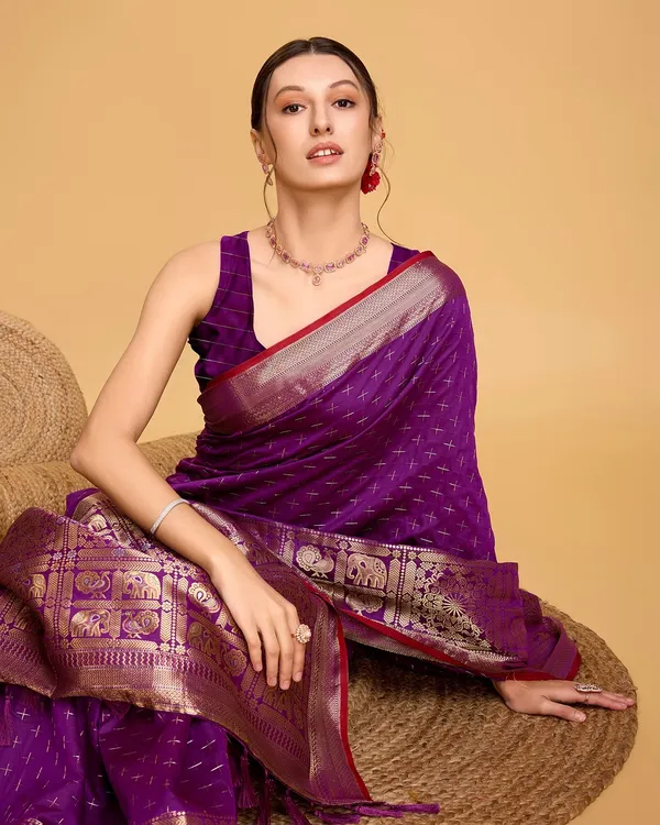 Purple_Cotton_Silk_Woven_Kanjivaram_Saree_With_Unstitched_Blouse_For_Women