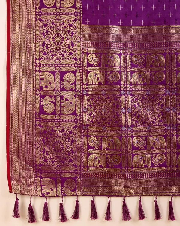 Purple_Cotton_Silk_Woven_Kanjivaram_Saree_With_Unstitched_Blouse_For_Women