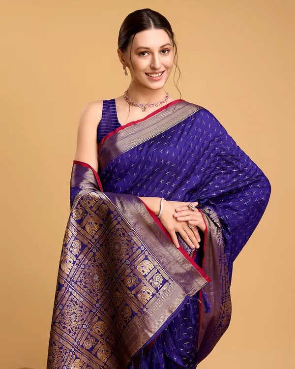 Blue_Cotton_Silk_Woven_Kanjivaram_Saree_With_Unstitched_Blouse_For_Women