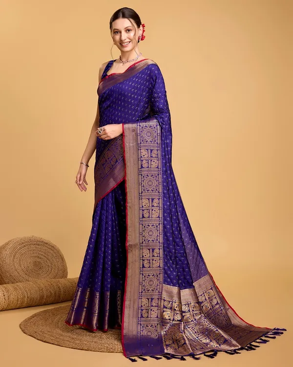 Blue_Cotton_Silk_Woven_Kanjivaram_Saree_With_Unstitched_Blouse_For_Women