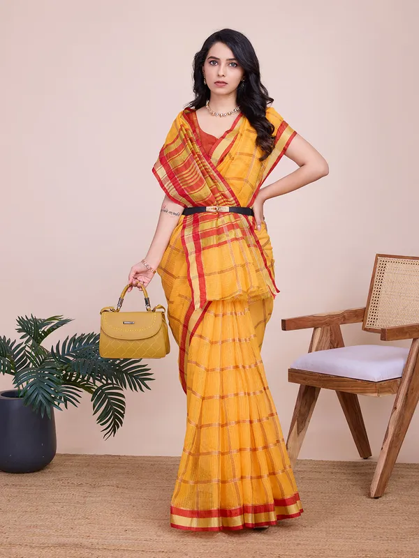 Yellow_Cotton_Silk_Striped_Kota_Doria_Saree_With_Unstitched_Blouse_For_Women