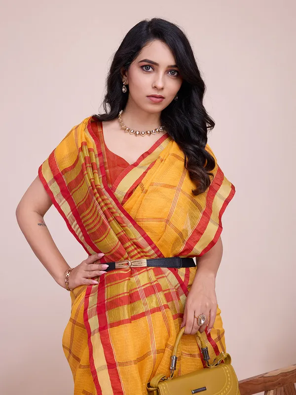 Yellow_Cotton_Silk_Striped_Kota_Doria_Saree_With_Unstitched_Blouse_For_Women