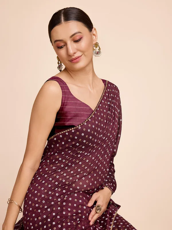 Maroon_Cotton_Silk_Printed_Bandhani_Saree_With_Unstitched_Blouse_For_Women