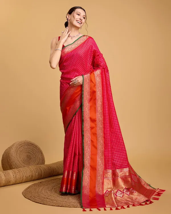 Pink_Cotton_Silk_Woven_Kanjivaram_Saree_With_Unstitched_Blouse_For_Women