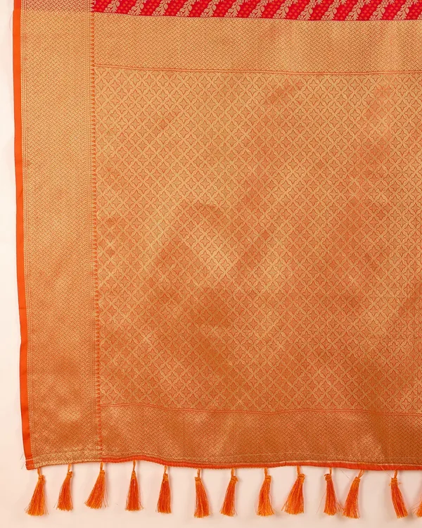 Red_Cotton_Silk_Woven_Banarasi_Saree_With_Unstitched_Blouse_For_Women