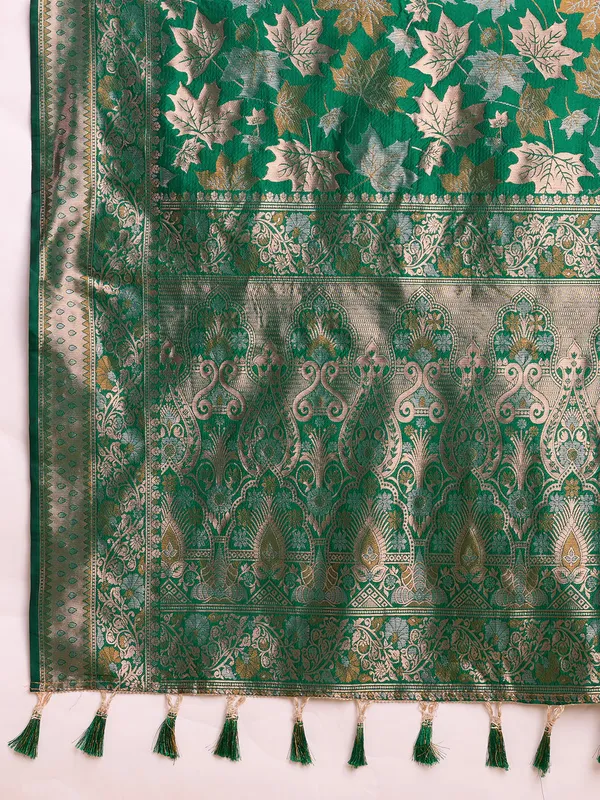 Green_Cotton_Silk_Woven_Kanjivaram_Saree_With_Unstitched_Blouse_For_Women