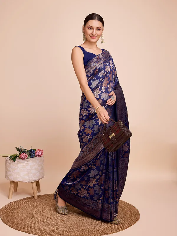 Dark_Blue_Cotton_Silk_Woven_Kanjivaram_Saree_With_Unstitched_Blouse_For_Women