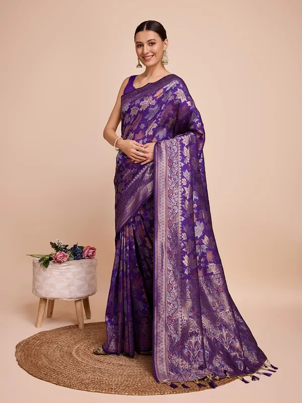 Purple_Cotton_Silk_Woven_Kanjivaram_Saree_With_Unstitched_Blouse_For_Women