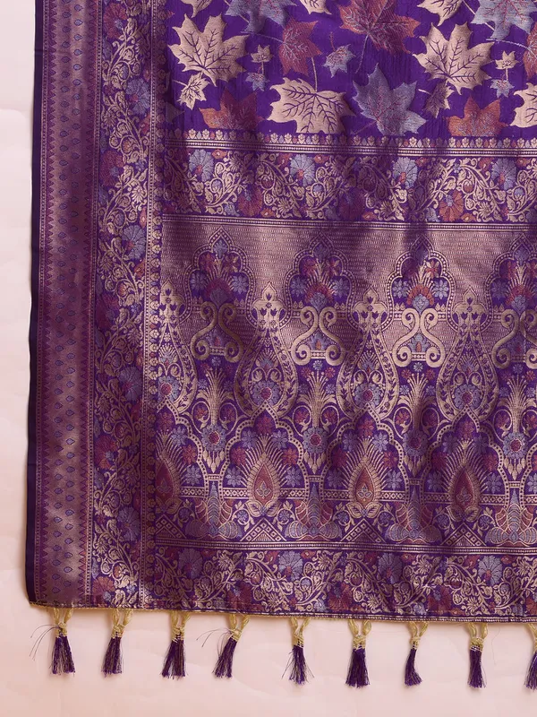 Purple_Cotton_Silk_Woven_Kanjivaram_Saree_With_Unstitched_Blouse_For_Women