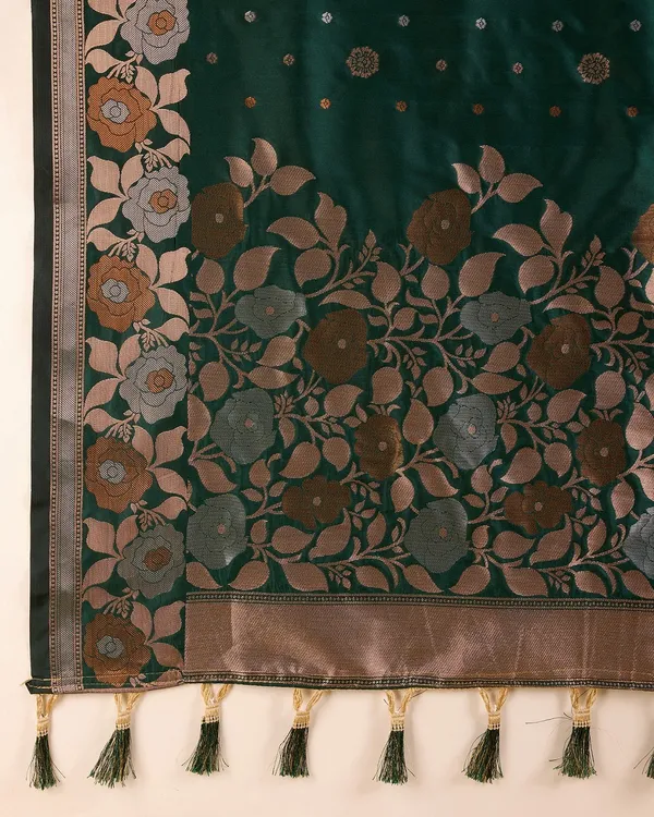 Green_Cotton_Silk_Woven_Kanjivaram_Saree_With_Unstitched_Blouse_For_Women