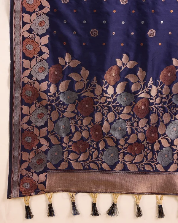 Dark_Blue_Cotton_Silk_Woven_Kanjivaram_Saree_With_Unstitched_Blouse_For_Women