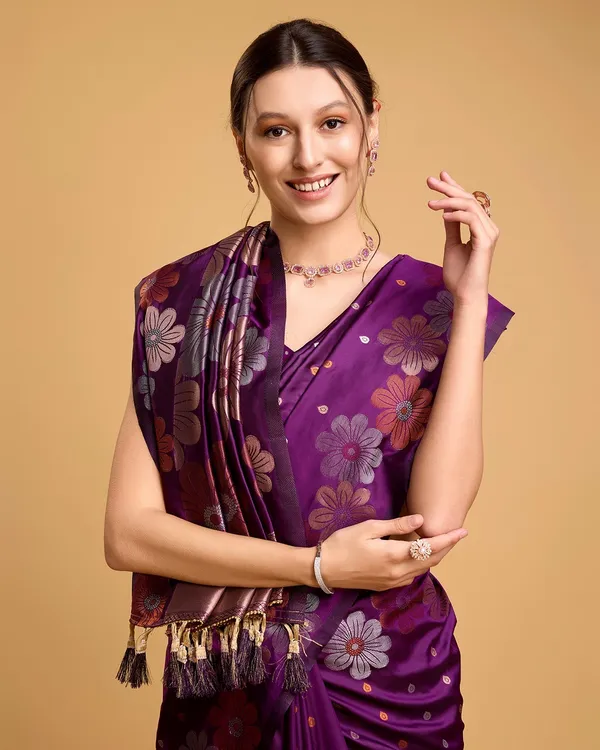 Purple_Cotton_Silk_Woven_Kanjivaram_Saree_With_Unstitched_Blouse_For_Women