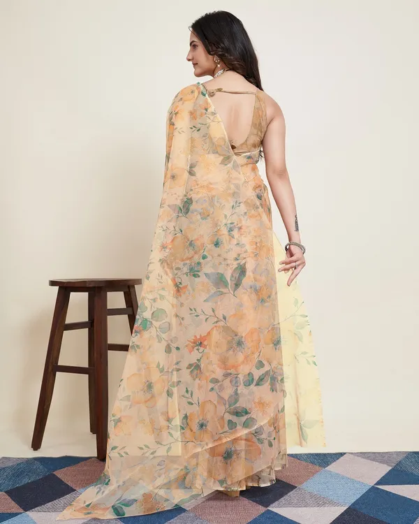 Beige_Cotton_Silk_Printed_Banarasi_Saree_With_Unstitched_Blouse_For_Women