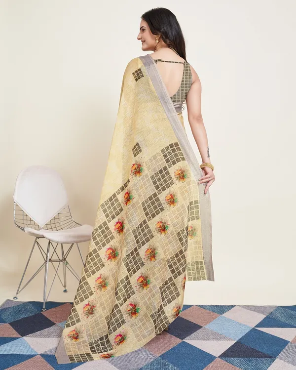 Beige_Cotton_Silk_Printed_Paithani_Saree_With_Unstitched_Blouse_For_Women