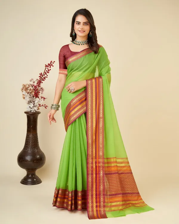 Green_Cotton_Silk_Woven_Patola_Saree_With_Unstitched_Blouse_For_Women