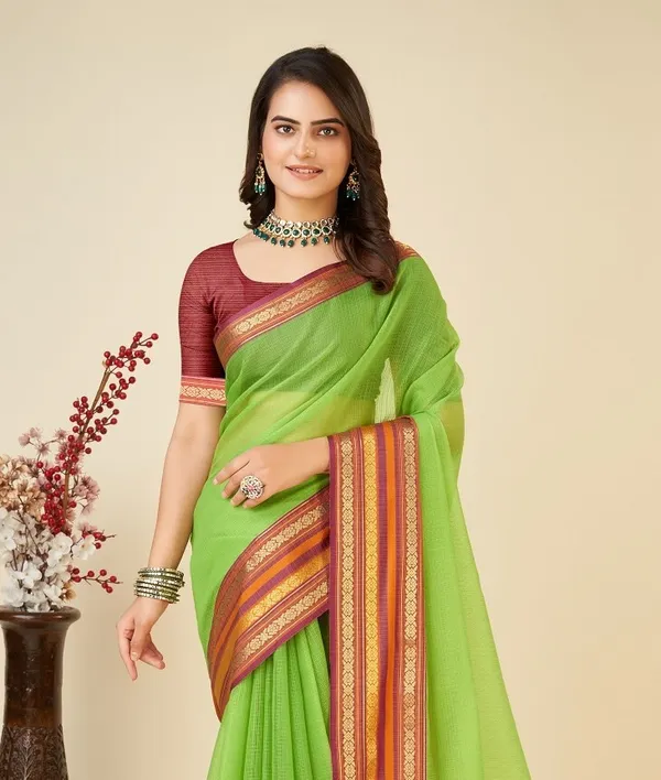 Green_Cotton_Silk_Woven_Patola_Saree_With_Unstitched_Blouse_For_Women