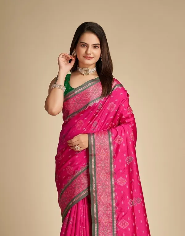 Pink_Cotton_Silk_Woven_Patola_Saree_With_Unstitched_Blouse_For_Women